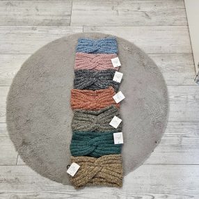 Kötött Fülpánt