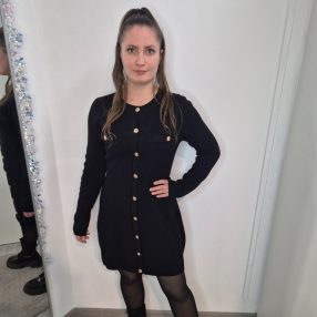 Fekete Ruha Arany Gombokkal