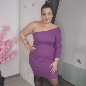 Ejtett Vállú Ruha Lila