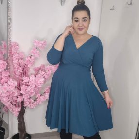 Petrolkék Egyberuha