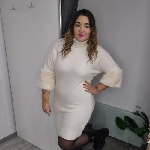 Törtfehér Kötött Egyberuha